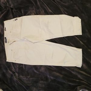 White silver jean Capri